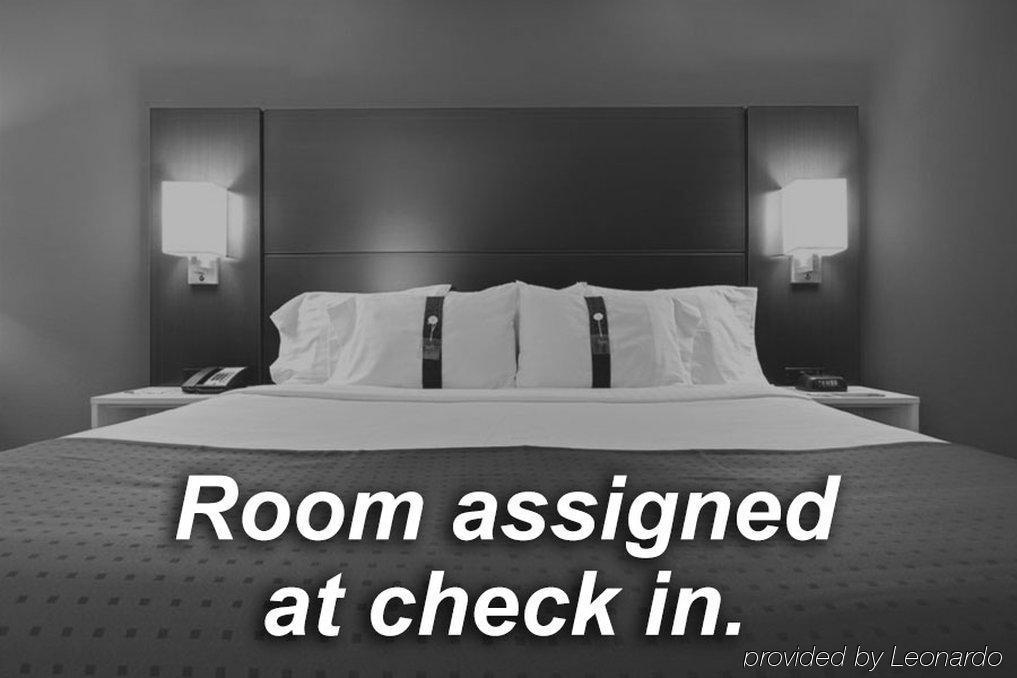 Holiday Inn Express Staten Island West, An Ihg Hotel New York Exteriör bild