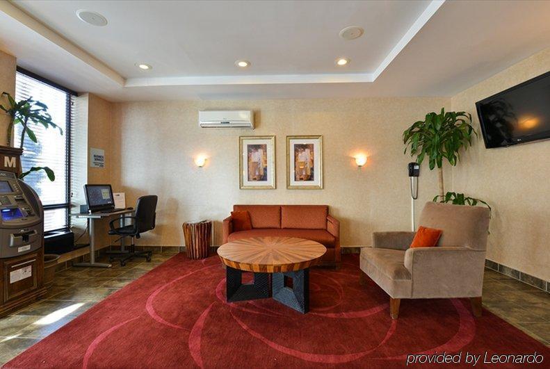 Holiday Inn Express Staten Island West, An Ihg Hotel New York Exteriör bild