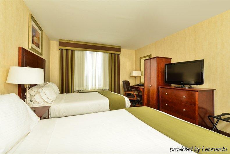 Holiday Inn Express Staten Island West, An Ihg Hotel New York Exteriör bild