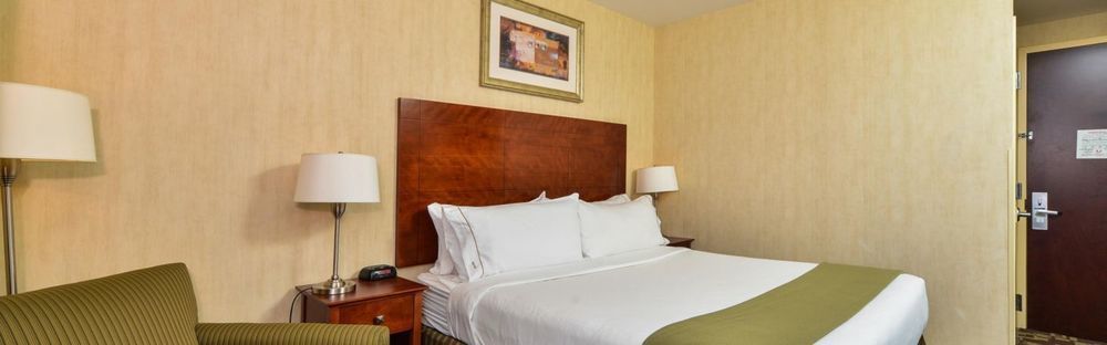 Holiday Inn Express Staten Island West, An Ihg Hotel New York Exteriör bild